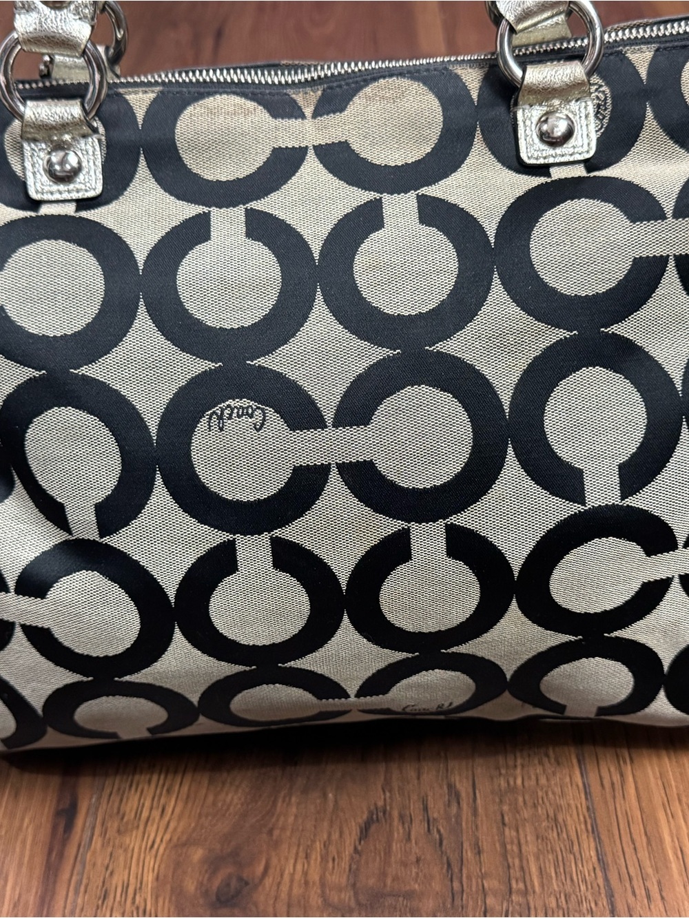 Coach Poppy Op Art Glam Tote 15331 Black White Silver Metallic Y2K - Picture 8 of 16